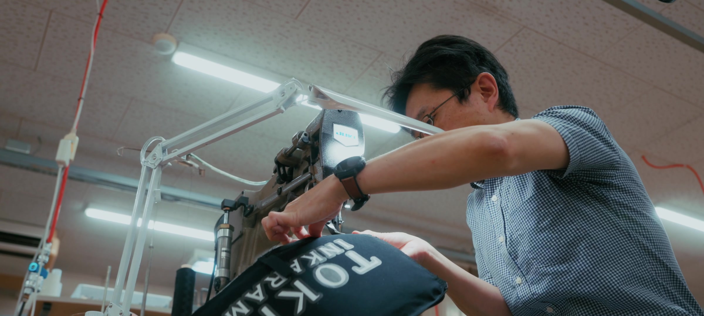 「The Case」の場面