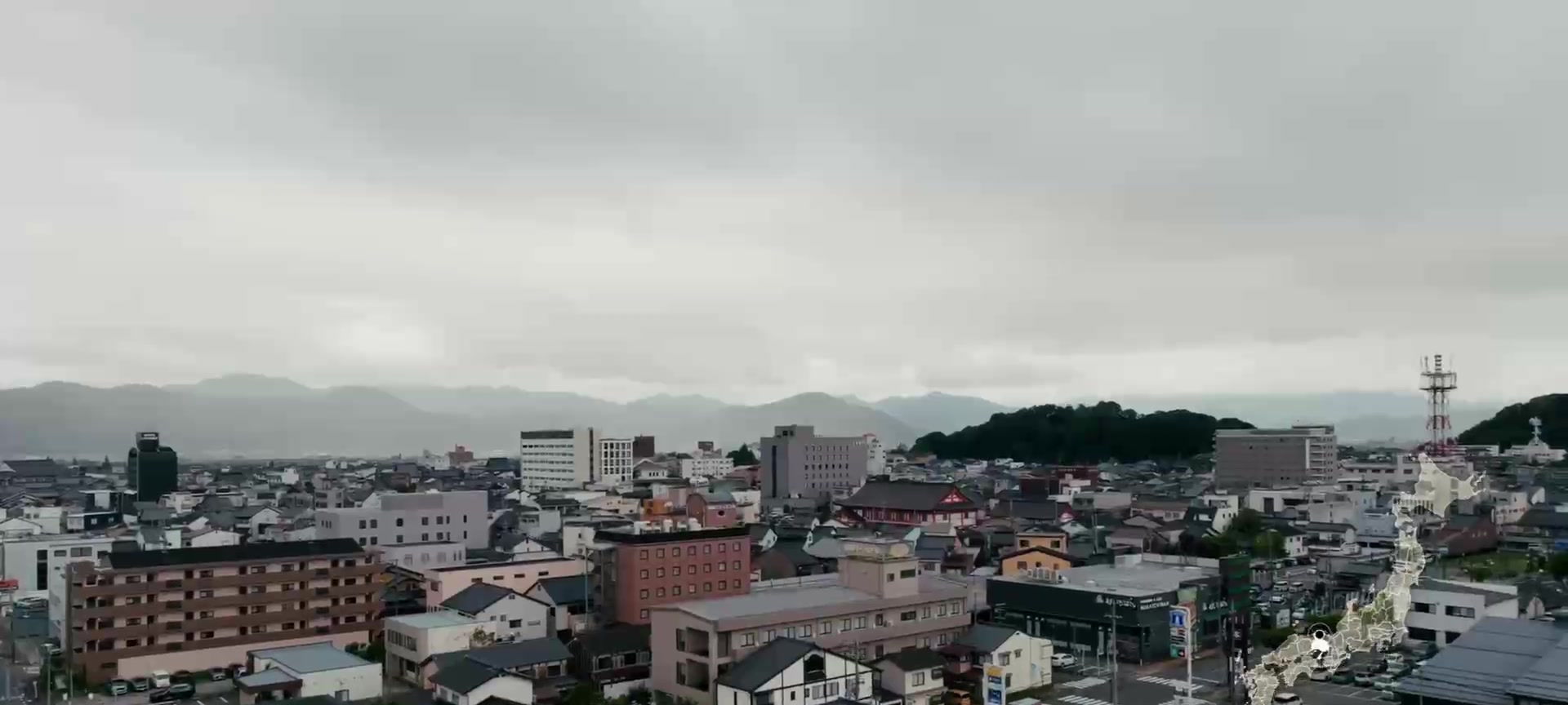 「Toyooka」の場面